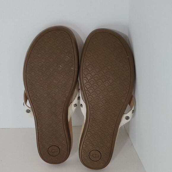 UGG Sadie Studded White Leather Thong Sandals Women's Size 8.5 - Picture 6 of 10
